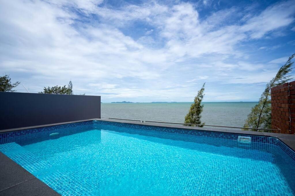 Marbella Beachfront Pattaya 3Br Банг-Ламунг Экстерьер фото